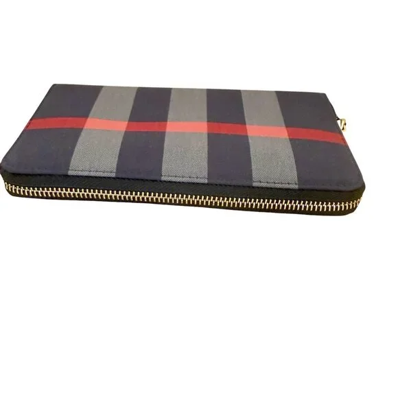 Burberry Super Exploded Check Large Zip Around Wallet, in cloth/leather, 8084063